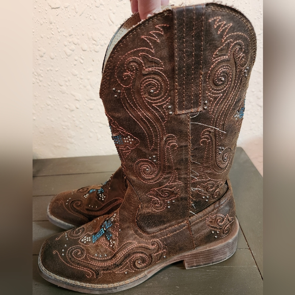 Roper Brown Cowboy Boots with Blue Cross Accents - Picture 4 of 12